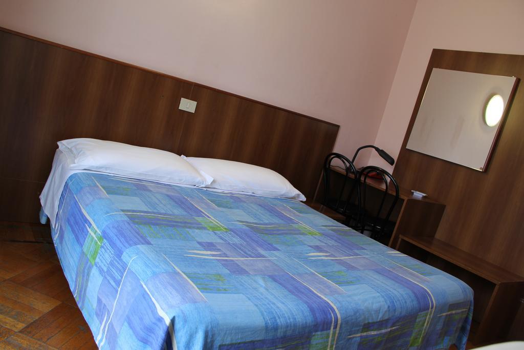 Hotel Rallye — Foto 3